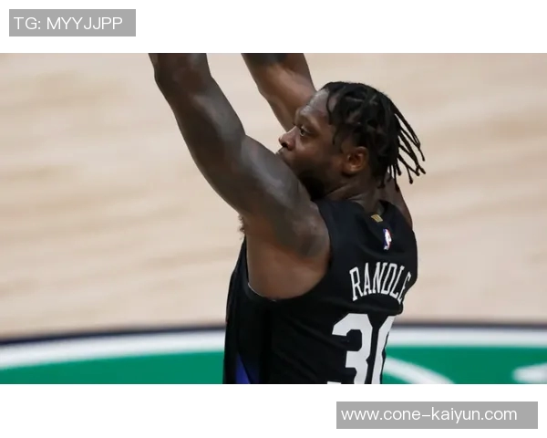 兰德尔盛赞华子天赋出众称与其磨合顺畅是最佳搭档