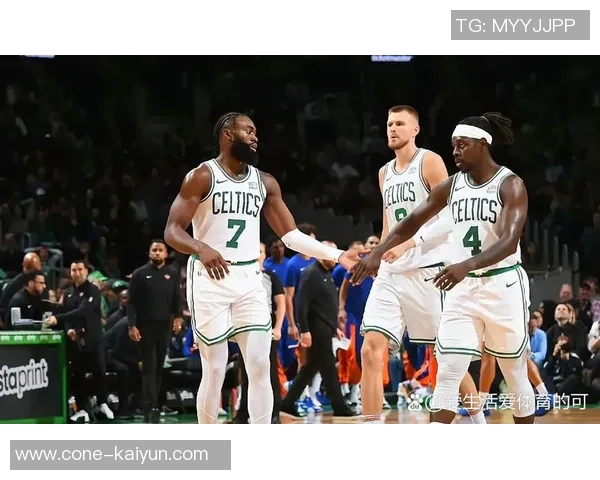 杰伦布朗全能表现助球队获胜6投仅2中却贡献8分5板6助3抢断