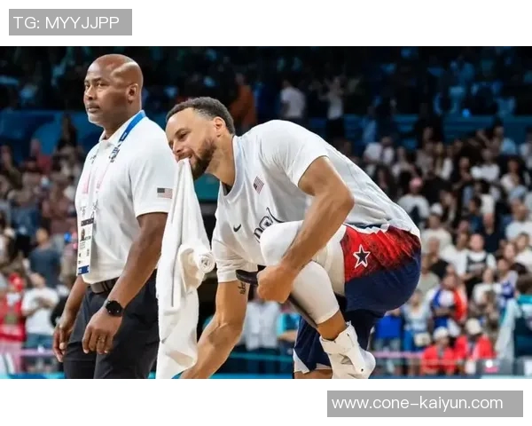 FIBA官推盘点历史经典逆转时刻米勒麦迪与立陶宛后卫的精彩表现