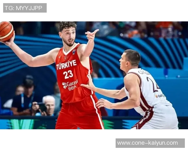 申京盛赞亚当斯展现韧性队友努力拼搏如今状态最佳 申京盛赞亚当斯展现韧性队友努力拼搏如今状态最佳